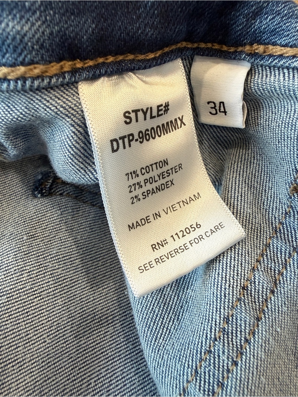 Zenana Outfitters Light Blue Wide-Leg Cropped Jeans - Picture 7 of 7